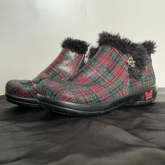 Alegria Meri Red Tartan Plaid Faux Fur Lined Leather Ankle Booties - Picture 2 of 11